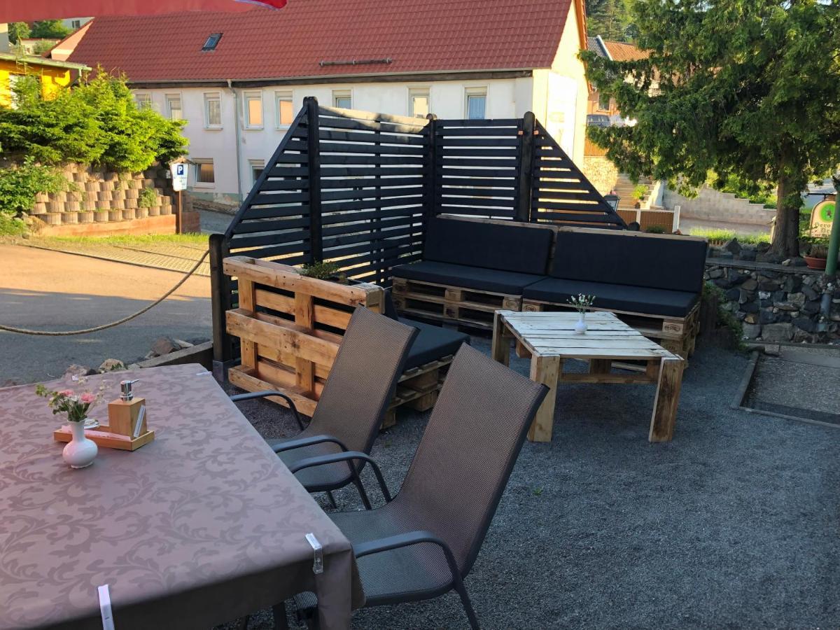 Отель Gasthof Zum Baren Gernrode  Экстерьер фото