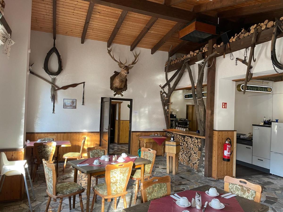Отель Gasthof Zum Baren Gernrode  Экстерьер фото